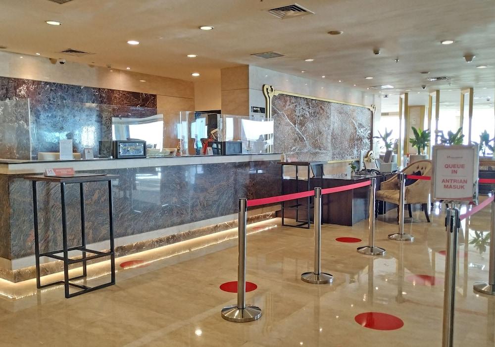 Swiss-belhotel 4*
