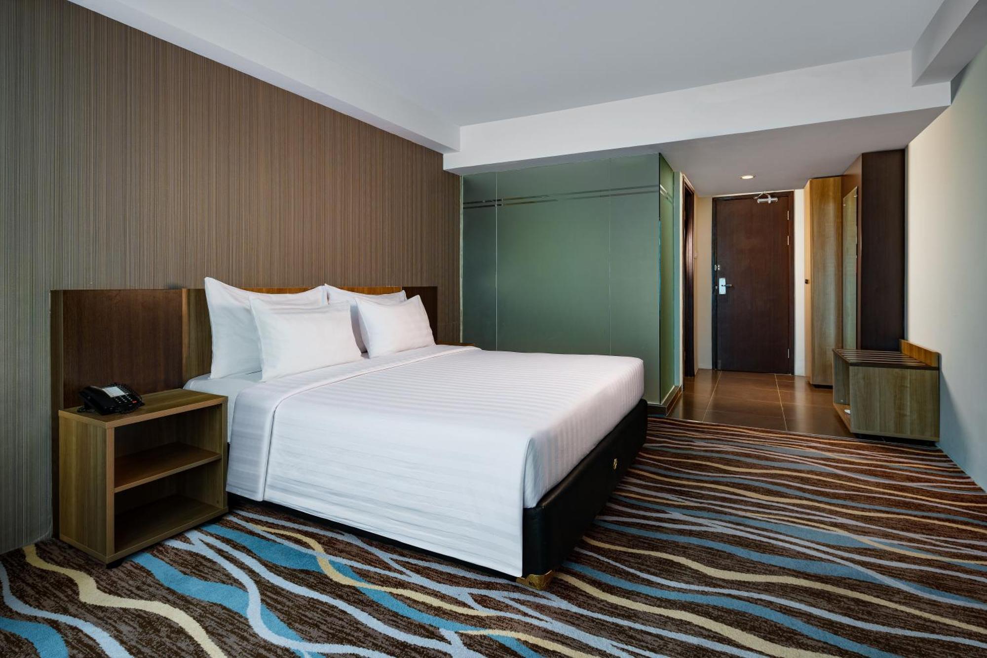 Swiss-belhotel 4* Makassar